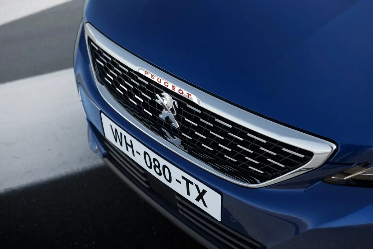 Peugeot 308 restyling 2017, tante novità: look, tecnologia, motore [Video primo test] (3)