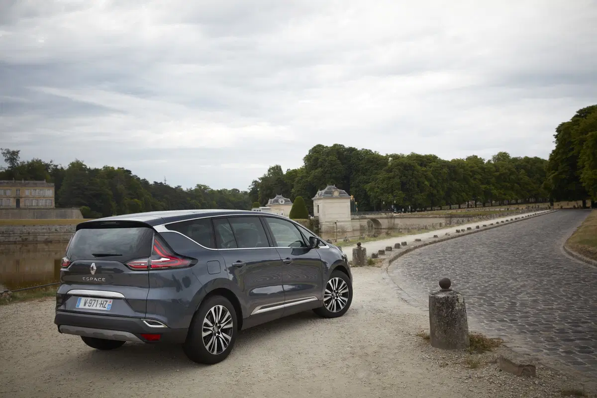 Renault Espace, debutta il motore 1.8 turbo [Video primo test] (7)