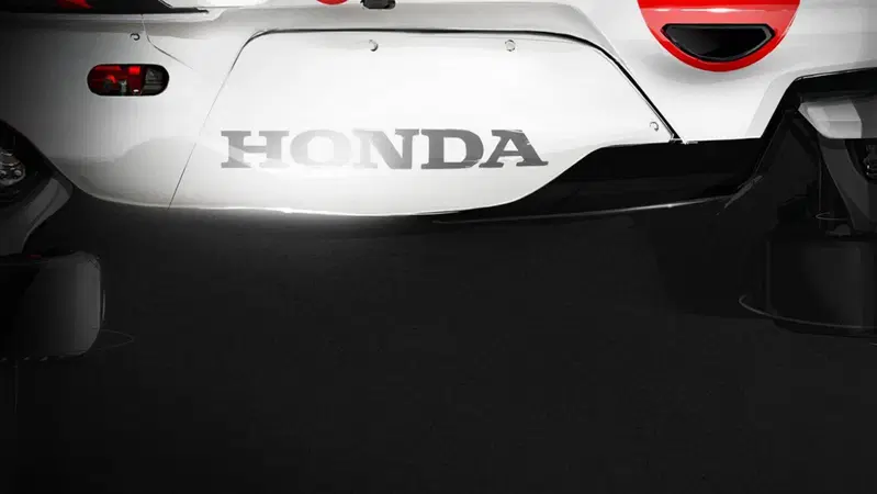 Honda "Project 2&amp;4": in arrivo la supercar con il motore della MotoGP!