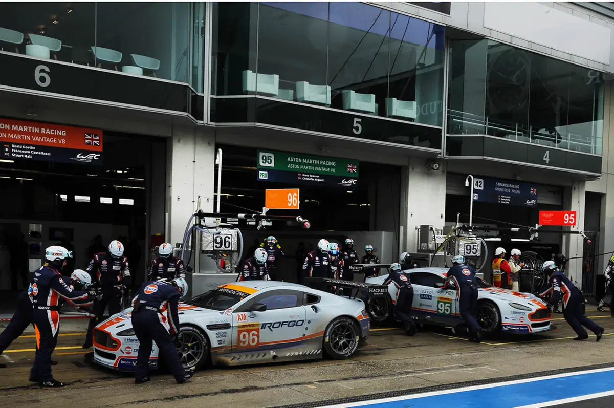 WEC, Nurburgring FP2: Audi davanti, ma Porsche a pochi millesimi (29)
