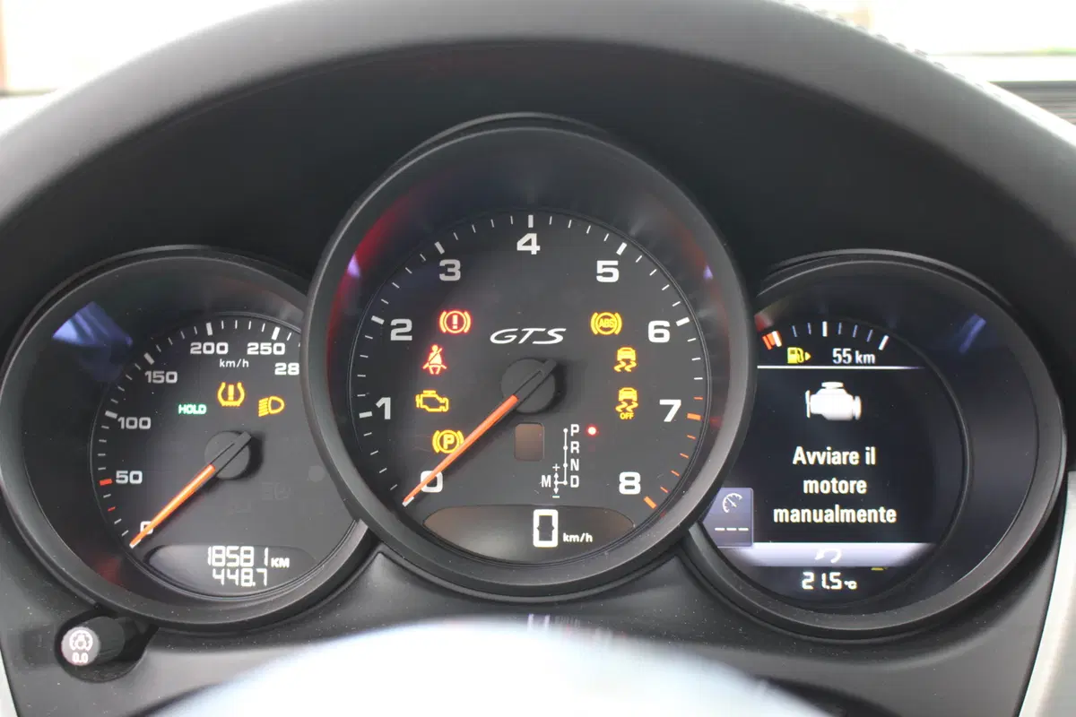 Porsche Macan GTS | Voce da urlo, divertimento puro (27)