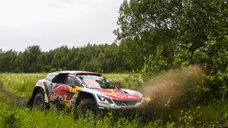 Silk Way Rally 2017. &Egrave; subito Peugeot. Loeb. &ldquo;Peter&rdquo;, Despres