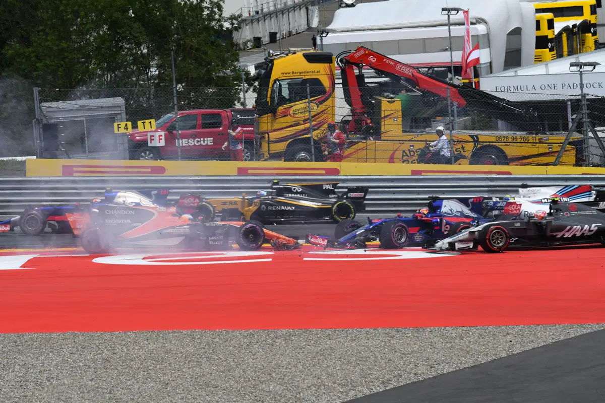 F1, GP Austria 2017: vince Bottas. Secondo Vettel (22)