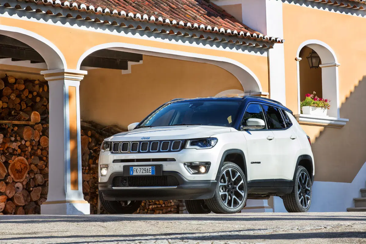 Jeep Compass 2017, attacco USA al mondo degli euro SUV [Video] (10)