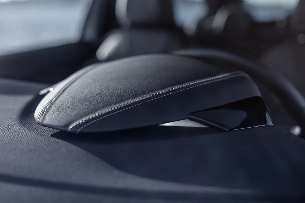 DS3 cabrio, refresh per la compatta sportiva francese (13)