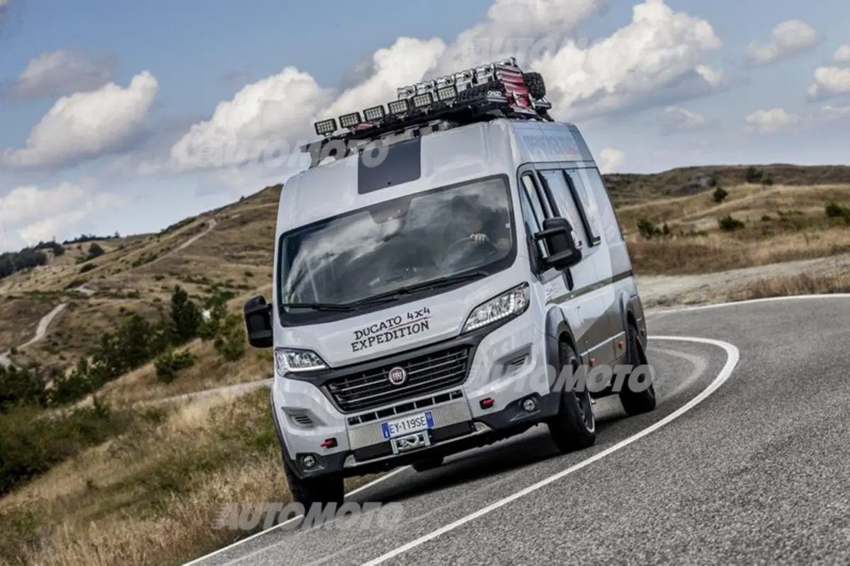 Fiat Ducato 4x4 Expedition: quando il camper è inarrestabile [Video] (5)