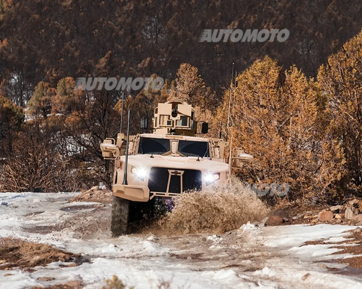 Oshkosh L-ATV, ecco il nuovo veicolo tattico dei Marines (6)