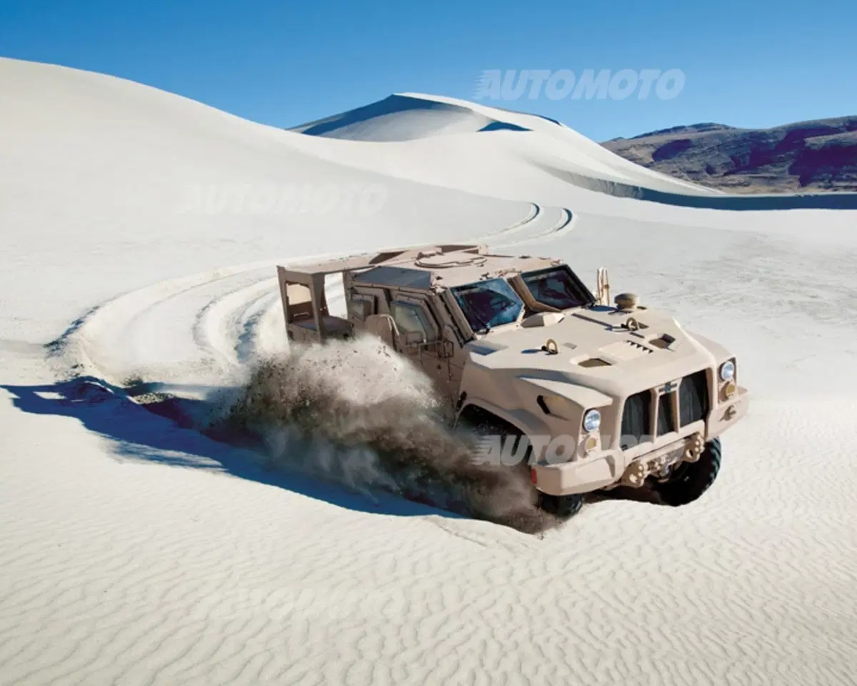 Oshkosh L-ATV, ecco il nuovo veicolo tattico dei Marines (17)