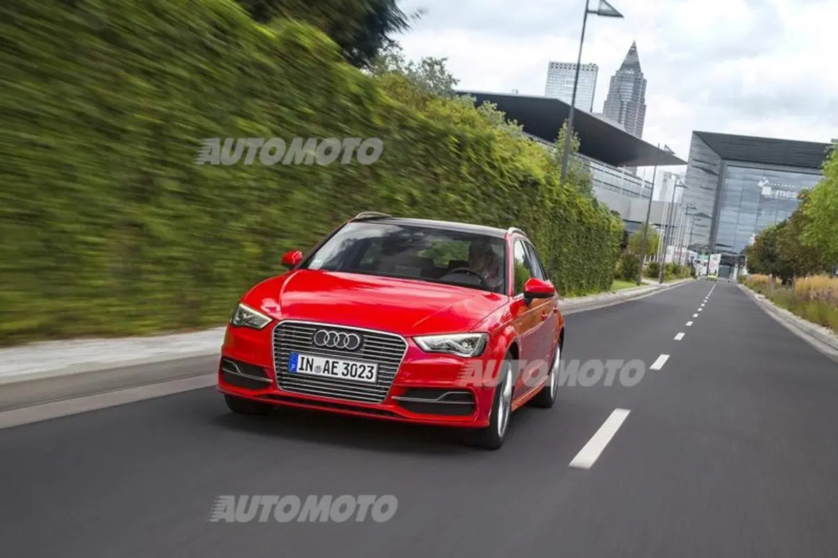Audi A3 Sportback e-tron [VIDEO] (10)