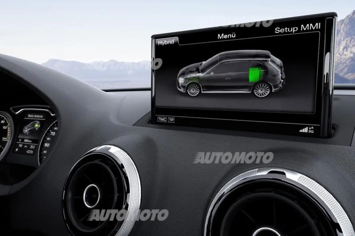 Audi A3 Sportback e-tron [VIDEO] (33)