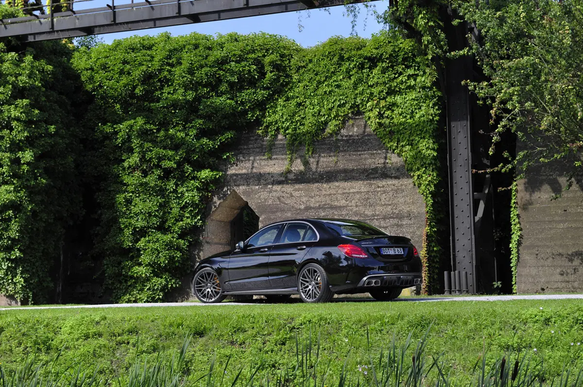 Brabus C600 E: AMG all'ennesima potenza (10)