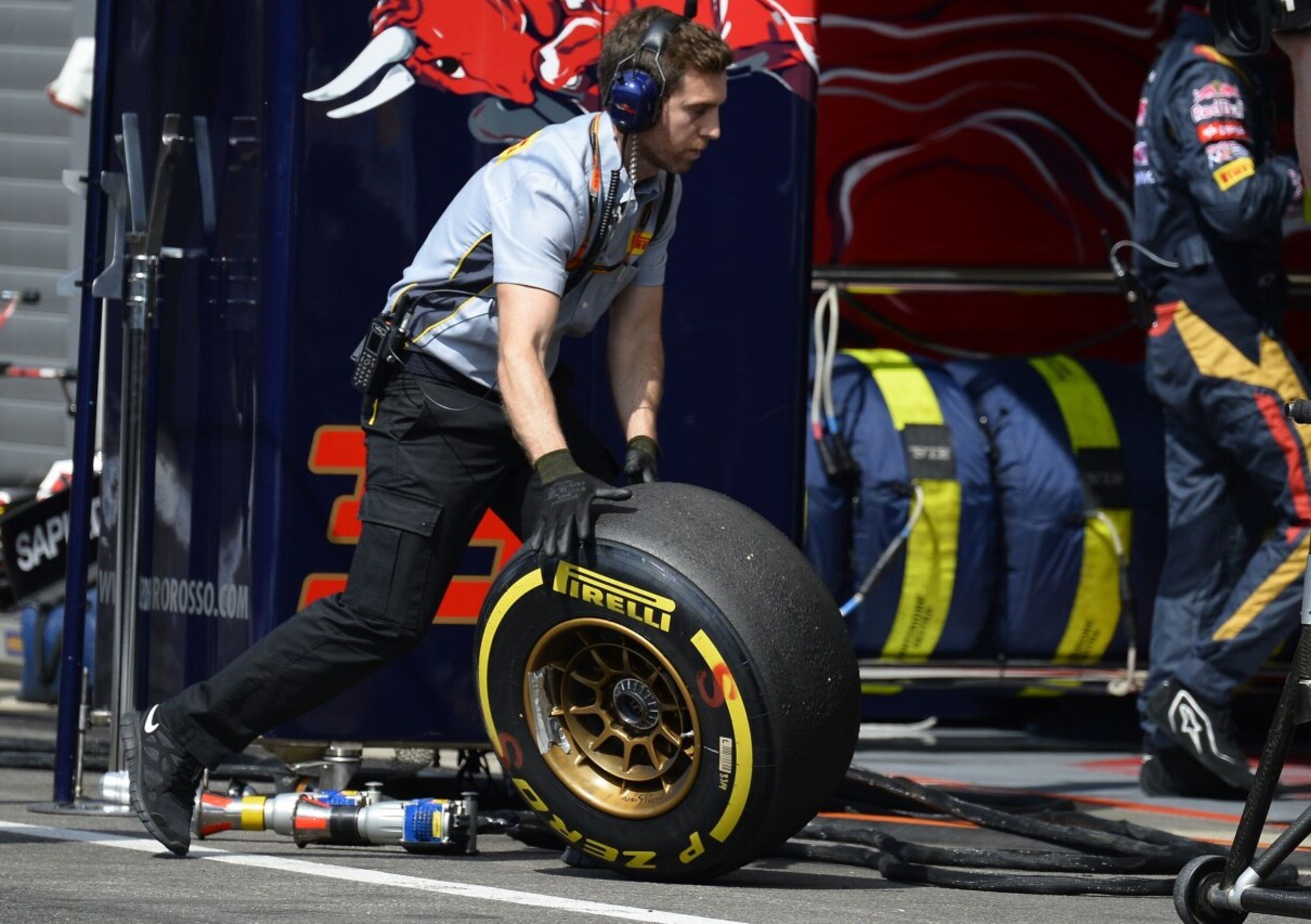 F.1: Pirelli conclude l&#039;indagine sulla gomma esplosa a Vettel