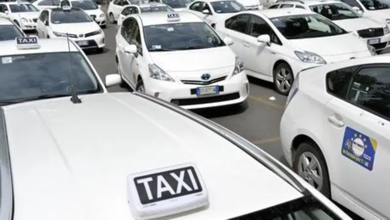 Numero unico taxi: a Milano &egrave; lo 027777