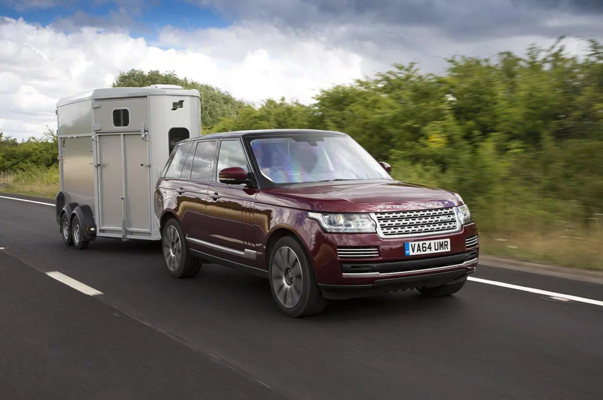 Land Rover Trasparent Trailer: quando il rimorchio diventa trasparente (7)