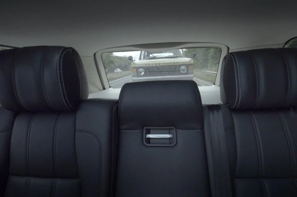 Land Rover Trasparent Trailer: quando il rimorchio diventa trasparente (11)