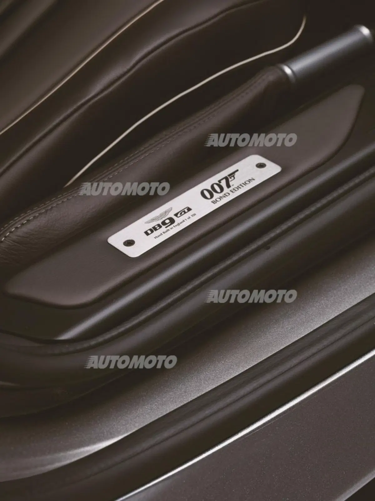 Aston Martin DB9 GT Bond Edition, la DB9 celebra 007 (5)