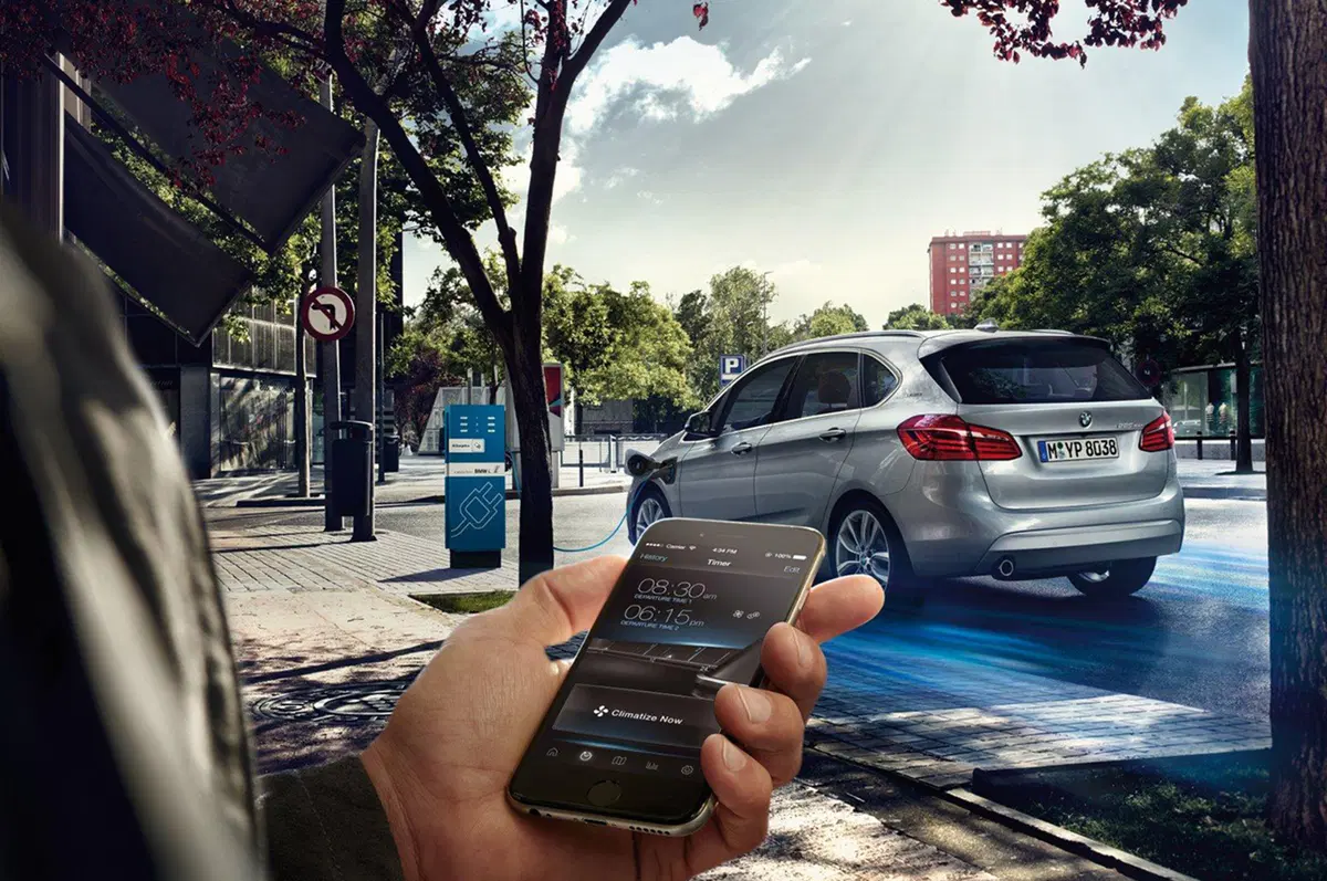 BMW 225xe: la Serie 2 Active Tourer diventa plug-in (37)
