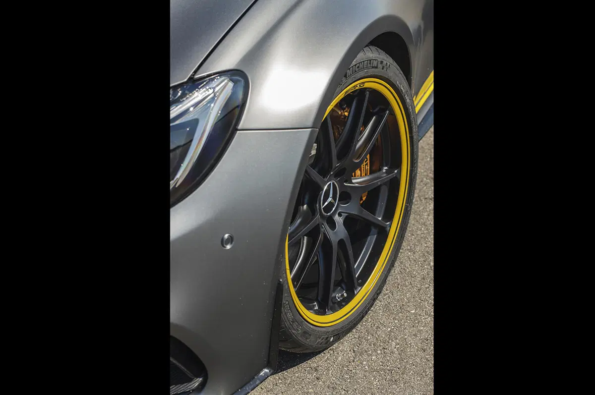 Mercedes AMG C63 S Coupe Edition 1: si ispira al DTM (8)