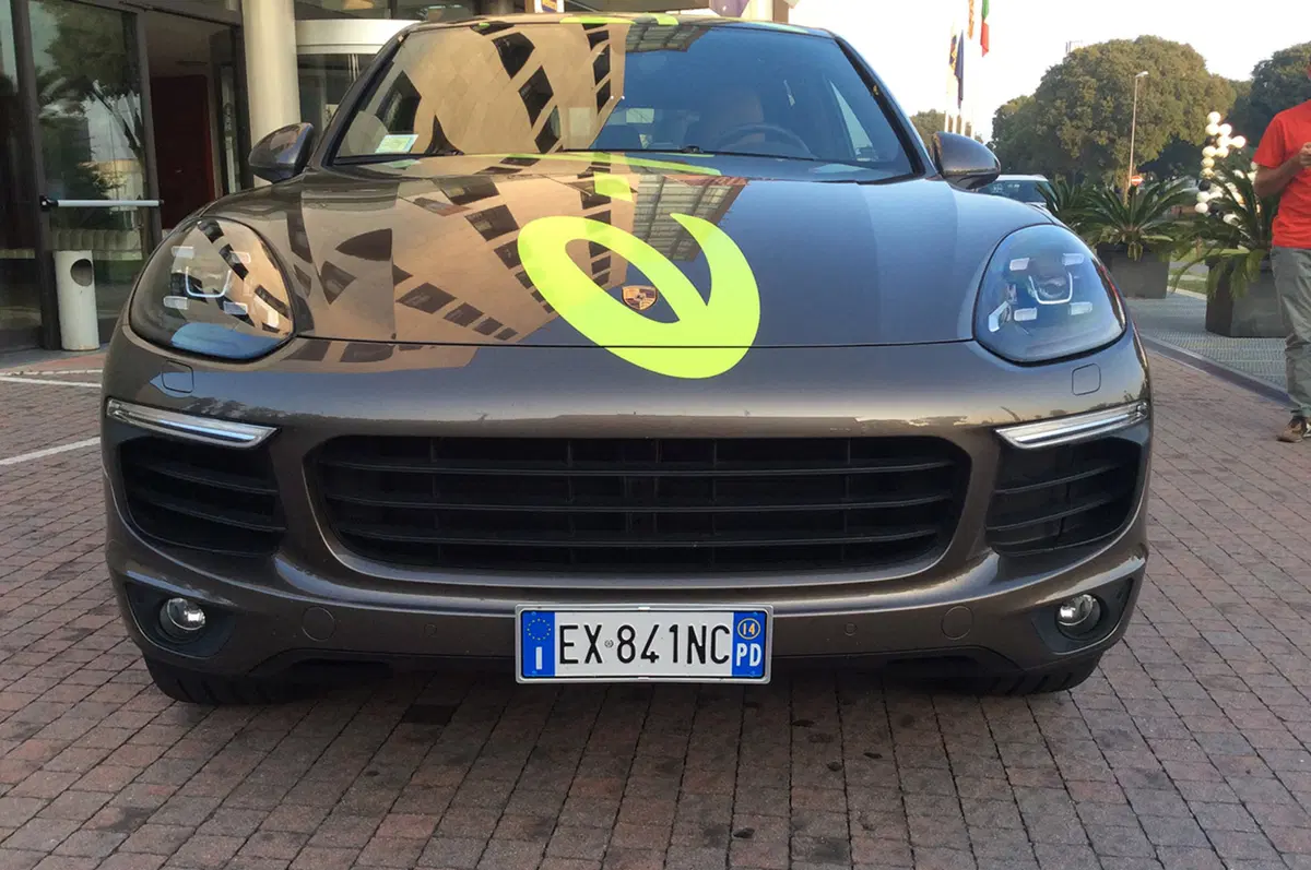 Porsche e-hybrid: sportività ed ecologia (10)