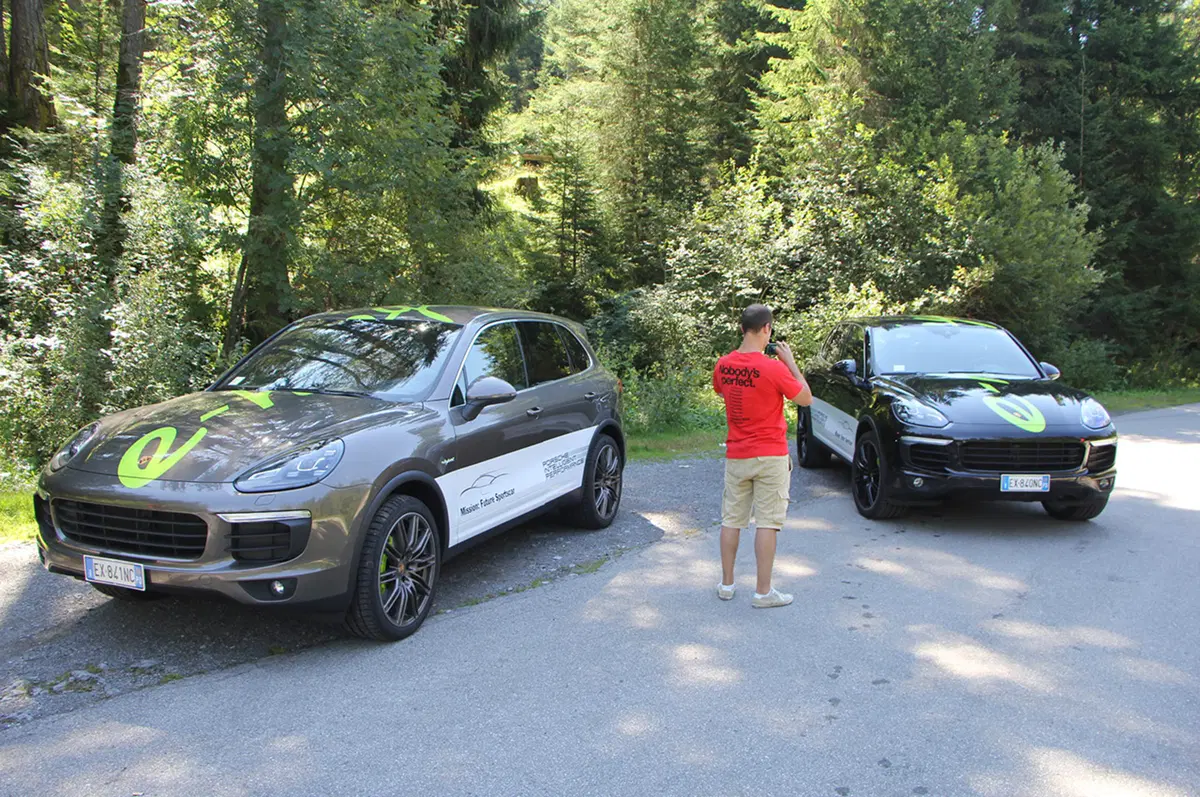 Porsche e-hybrid: sportività ed ecologia (29)