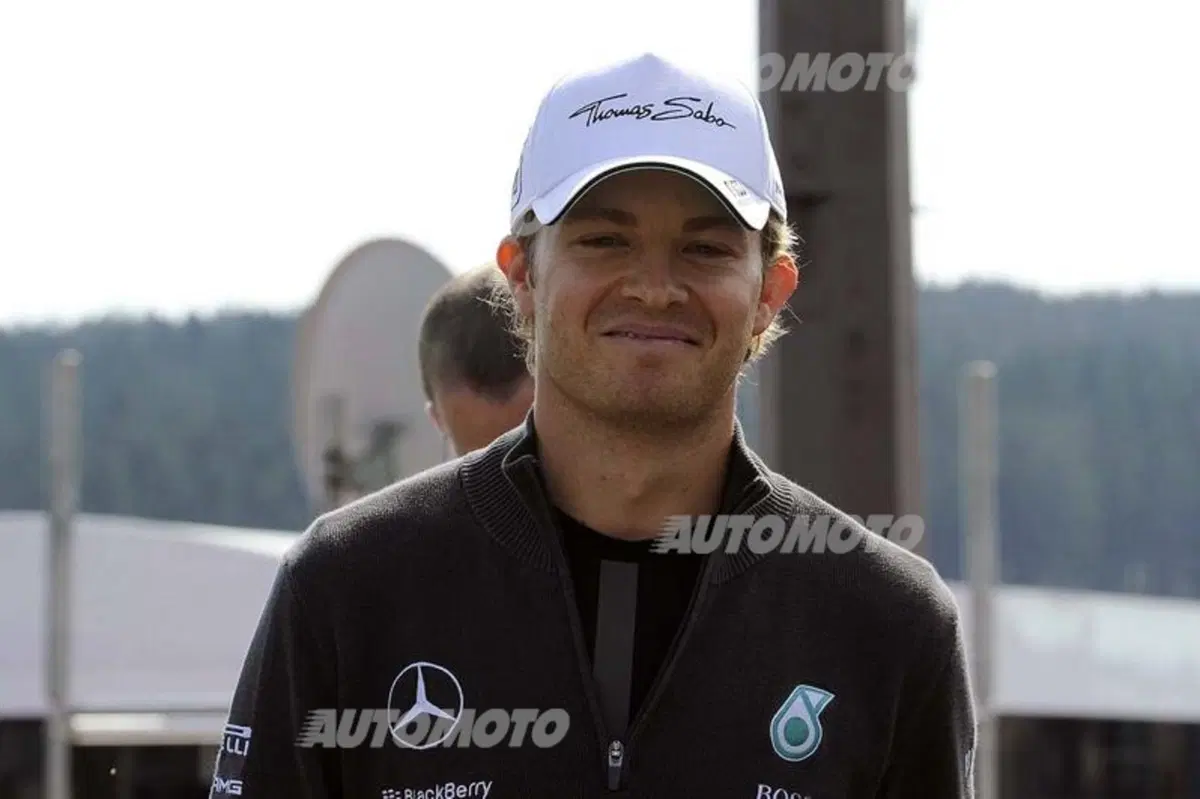 Formula 1, GP d'Italia: PL2, Hamilton comanda, Vettel terzo (4)