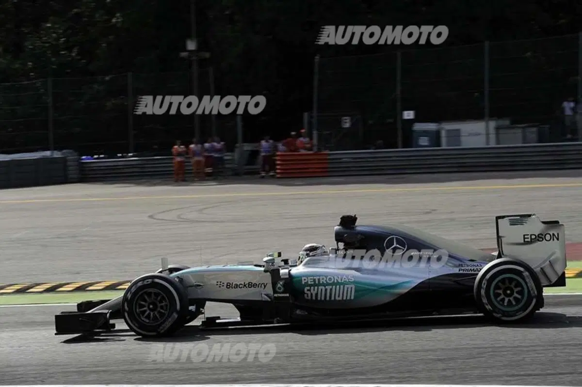 F1, Gp Monza 2015, la prima volta in Rosso di Vettel (21)