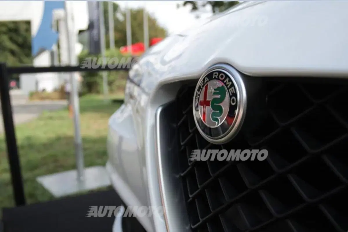 F1, GP d’Italia 2015. L’Alfa Romeo Giulia fa sognare i tifosi a Monza (3)