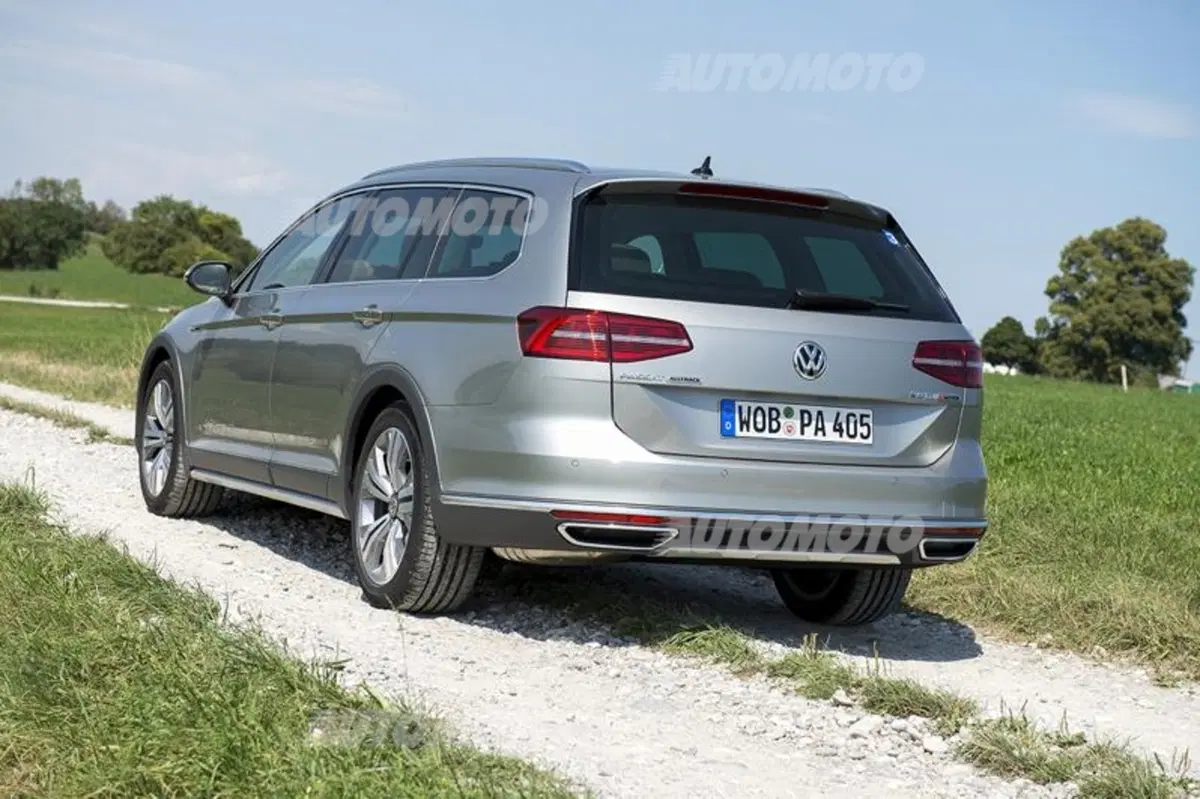 Volkswagen Passat Alltrack (16)
