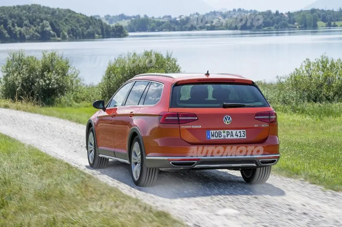 Volkswagen Passat Alltrack (17)