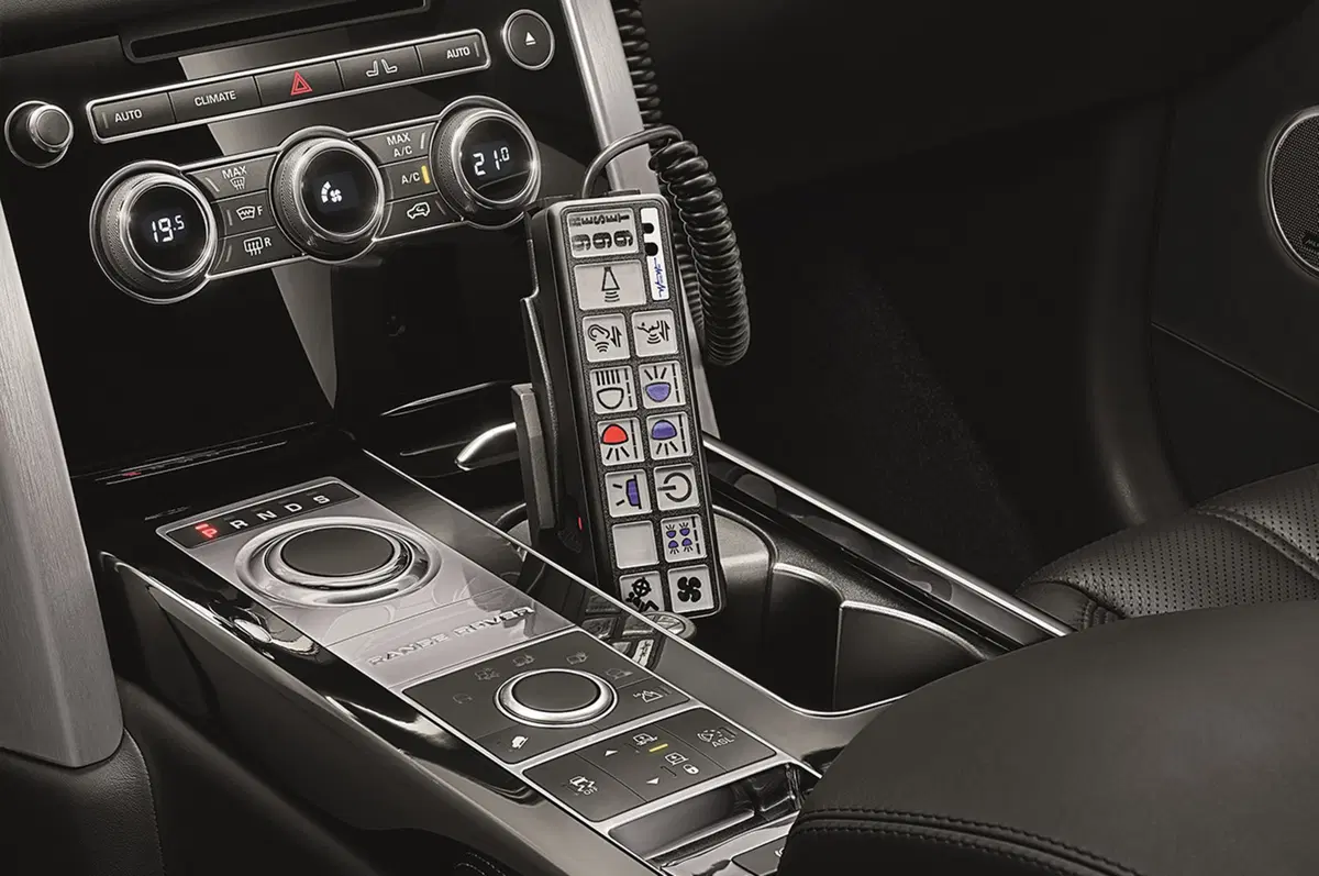 Range Rover Sentinel: corazza a prova di bomba (9)