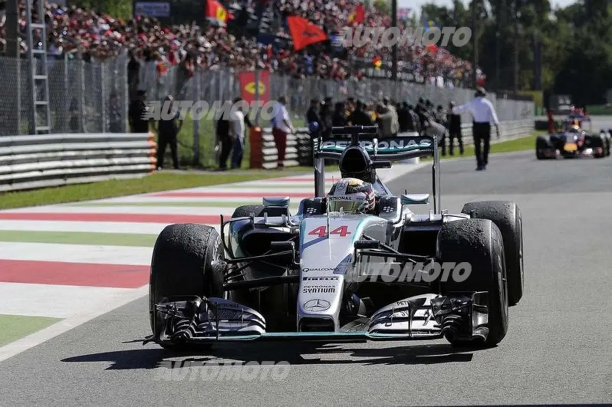 Formula 1, GP Italia 2015: le foto più belle di Monza (50)