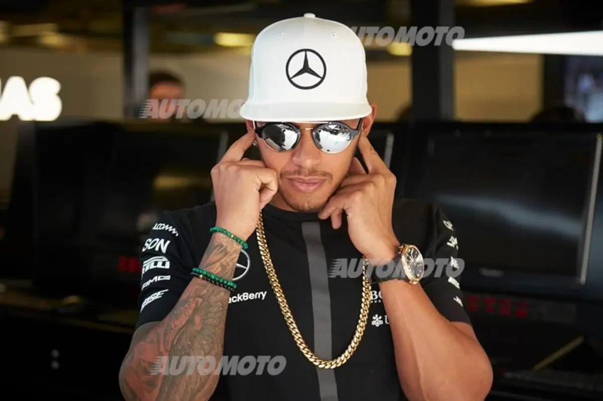 Hamilton: «La passione Ferrari scorre nelle vene degli Italiani. Li ammiro» (18)