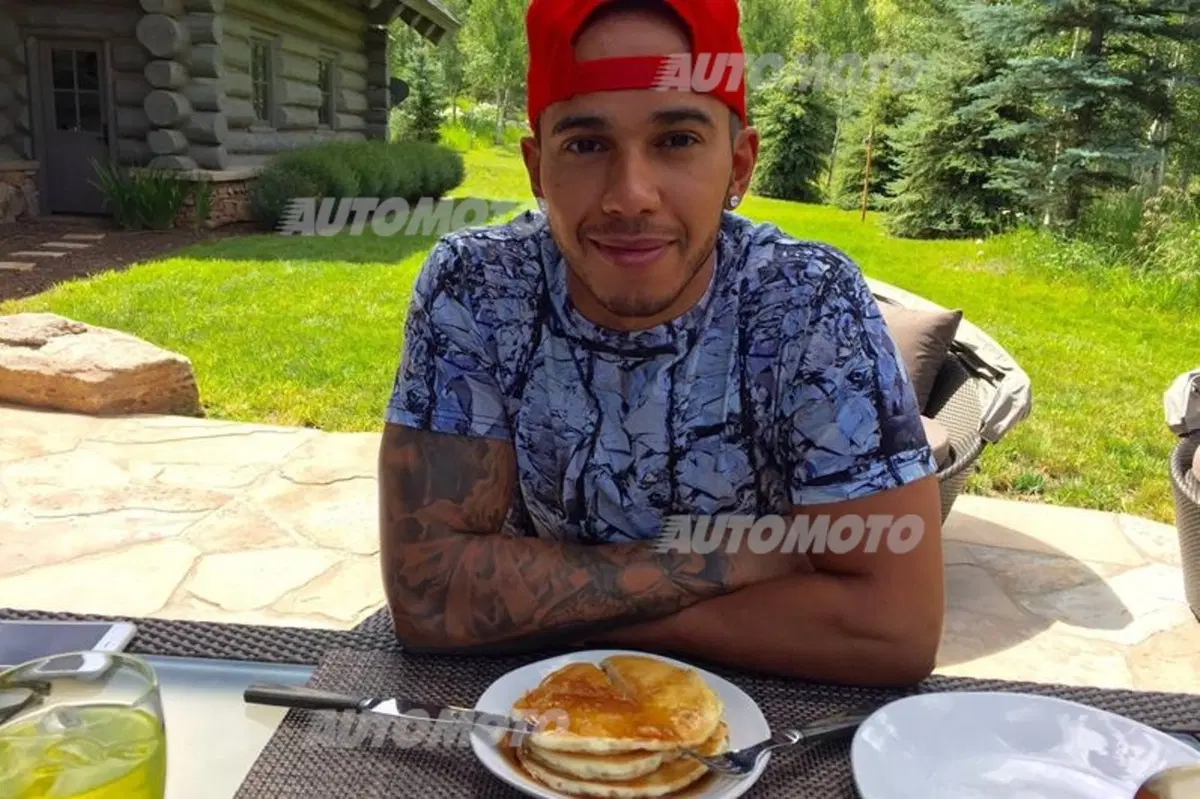 Hamilton: «La passione Ferrari scorre nelle vene degli Italiani. Li ammiro» (22)