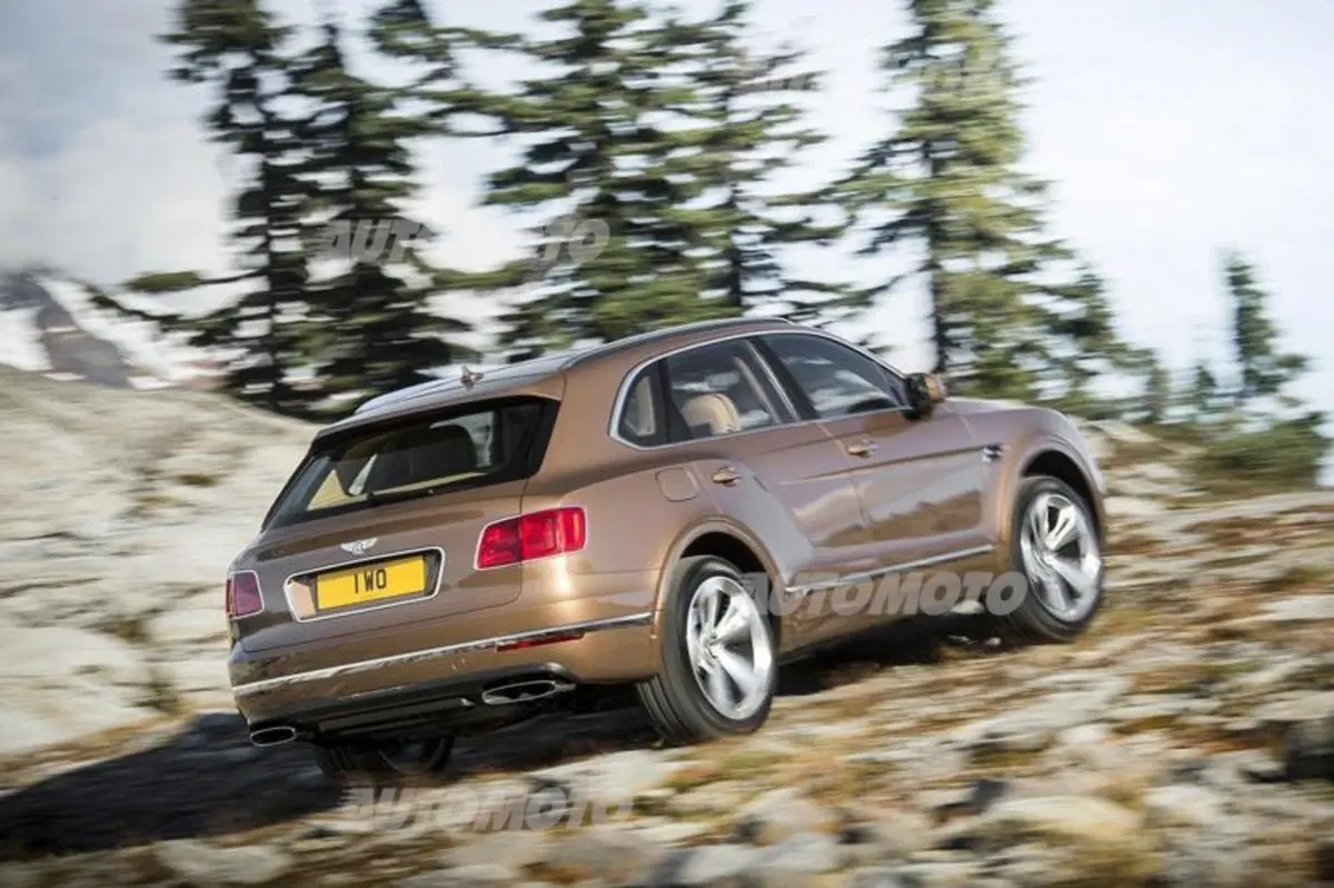 Bentley Bentayga: ecco il SUV da 301 km/h (5)