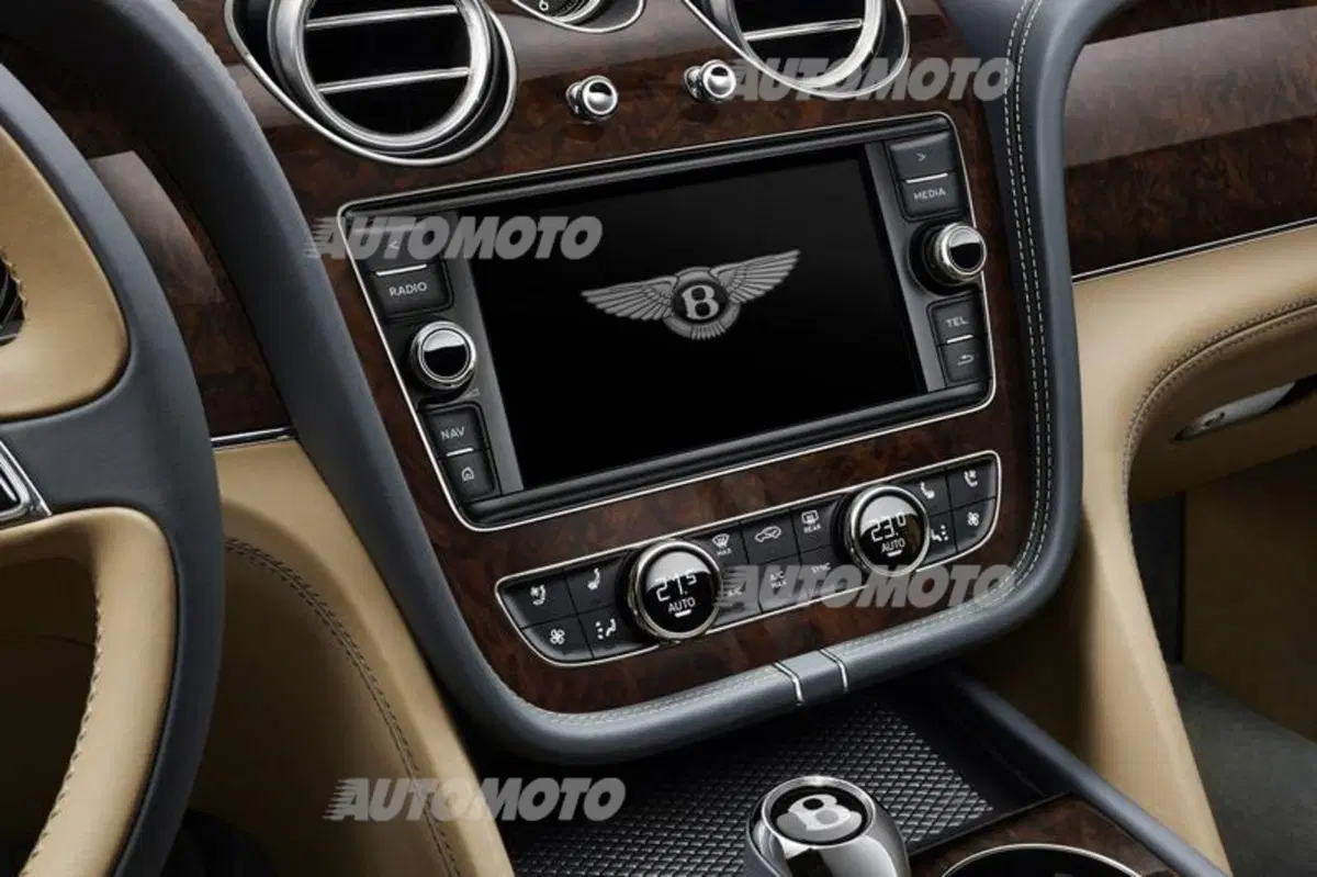 Bentley Bentayga: ecco il SUV da 301 km/h (19)