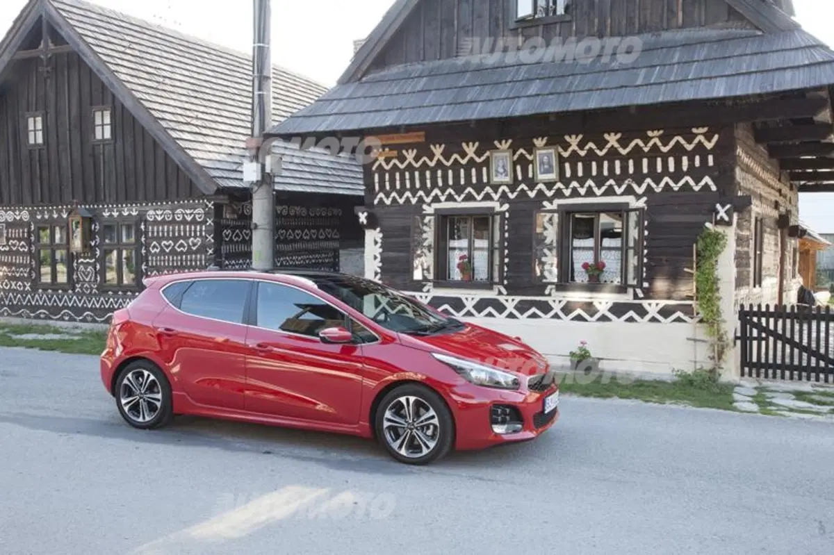 Kia Cee'd restyling (9)