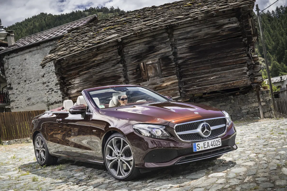 Mercedes Classe E Cabrio: per tetto il cielo (16)