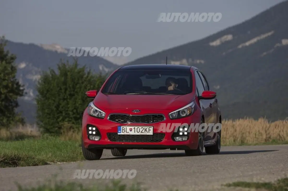 Kia Cee'd restyling (18)