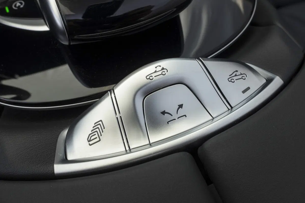 Mercedes Classe E Cabrio: per tetto il cielo (23)