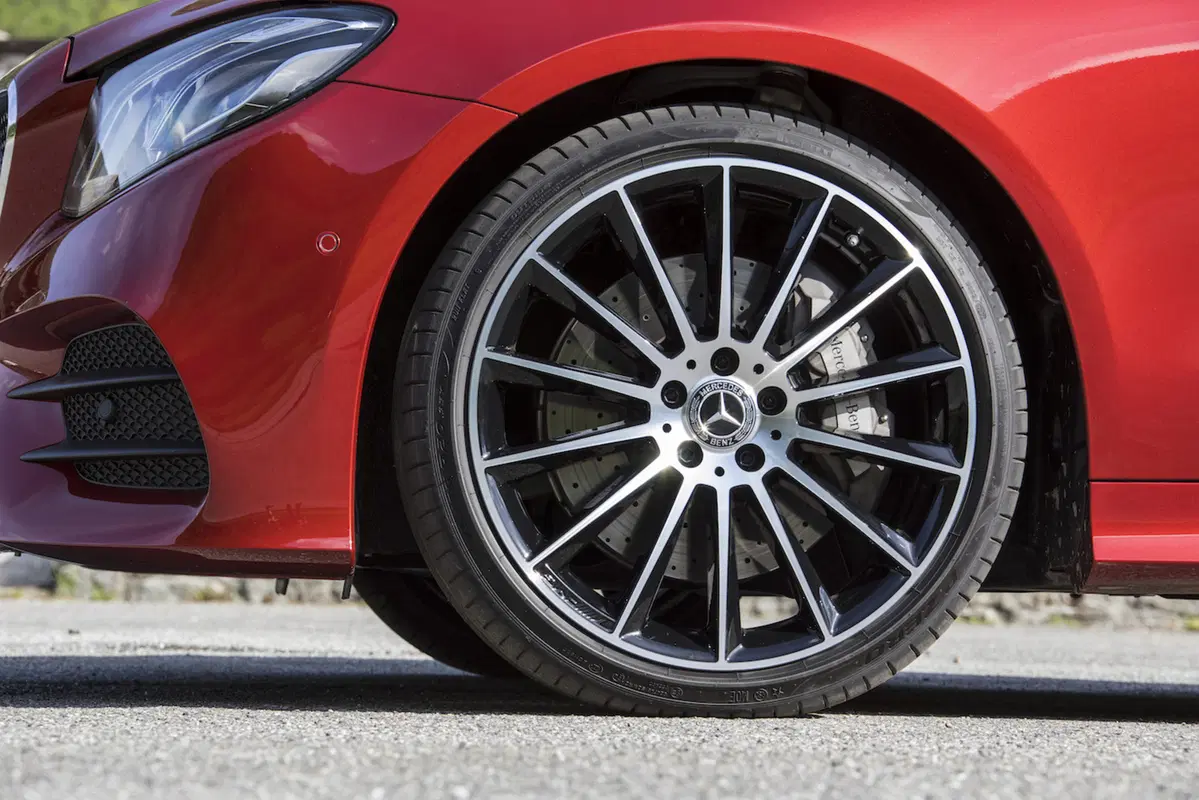 Mercedes Classe E Cabrio: per tetto il cielo (27)