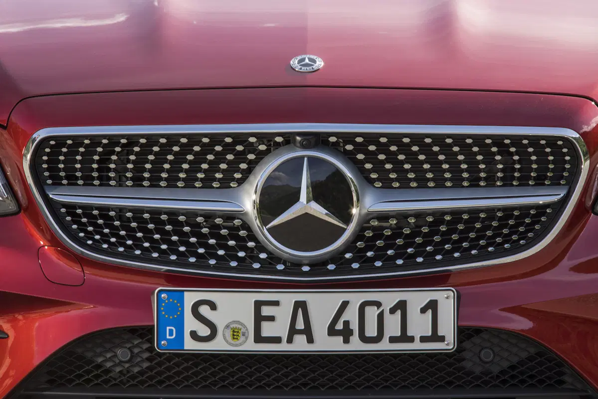 Mercedes Classe E Cabrio: per tetto il cielo (28)