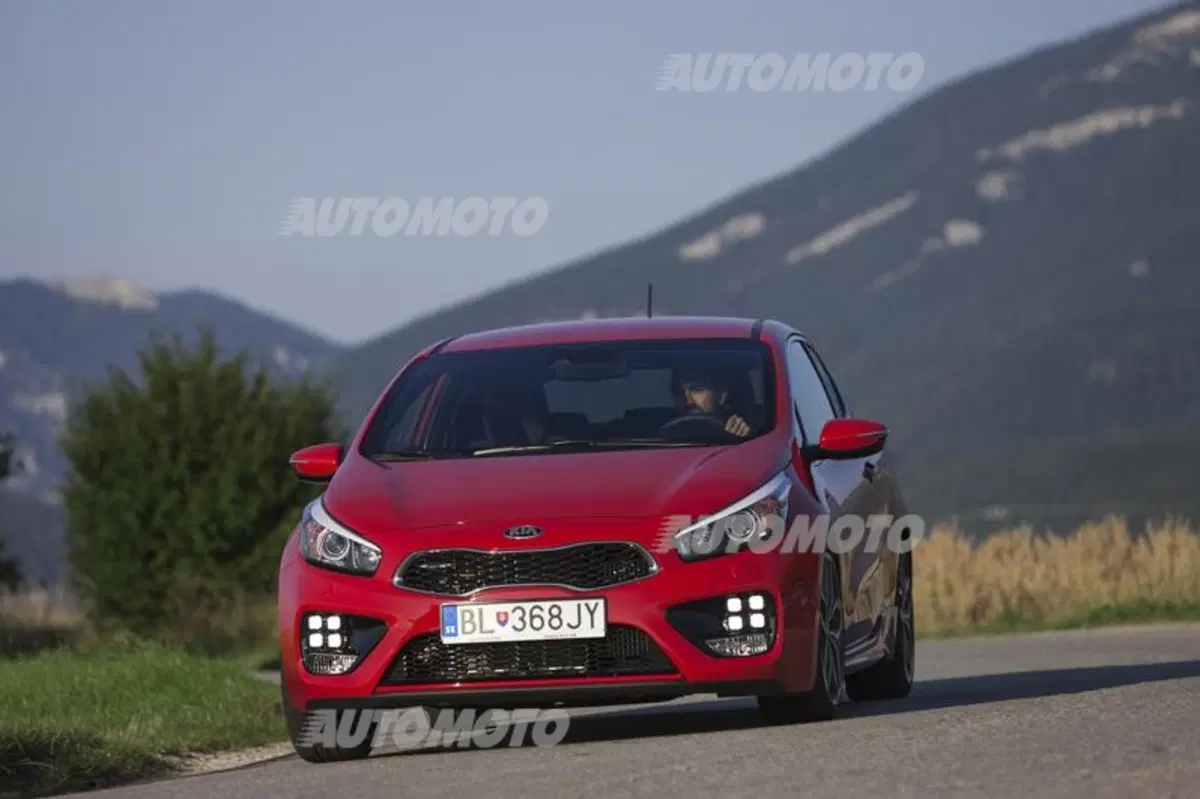Kia Cee'd restyling (20)