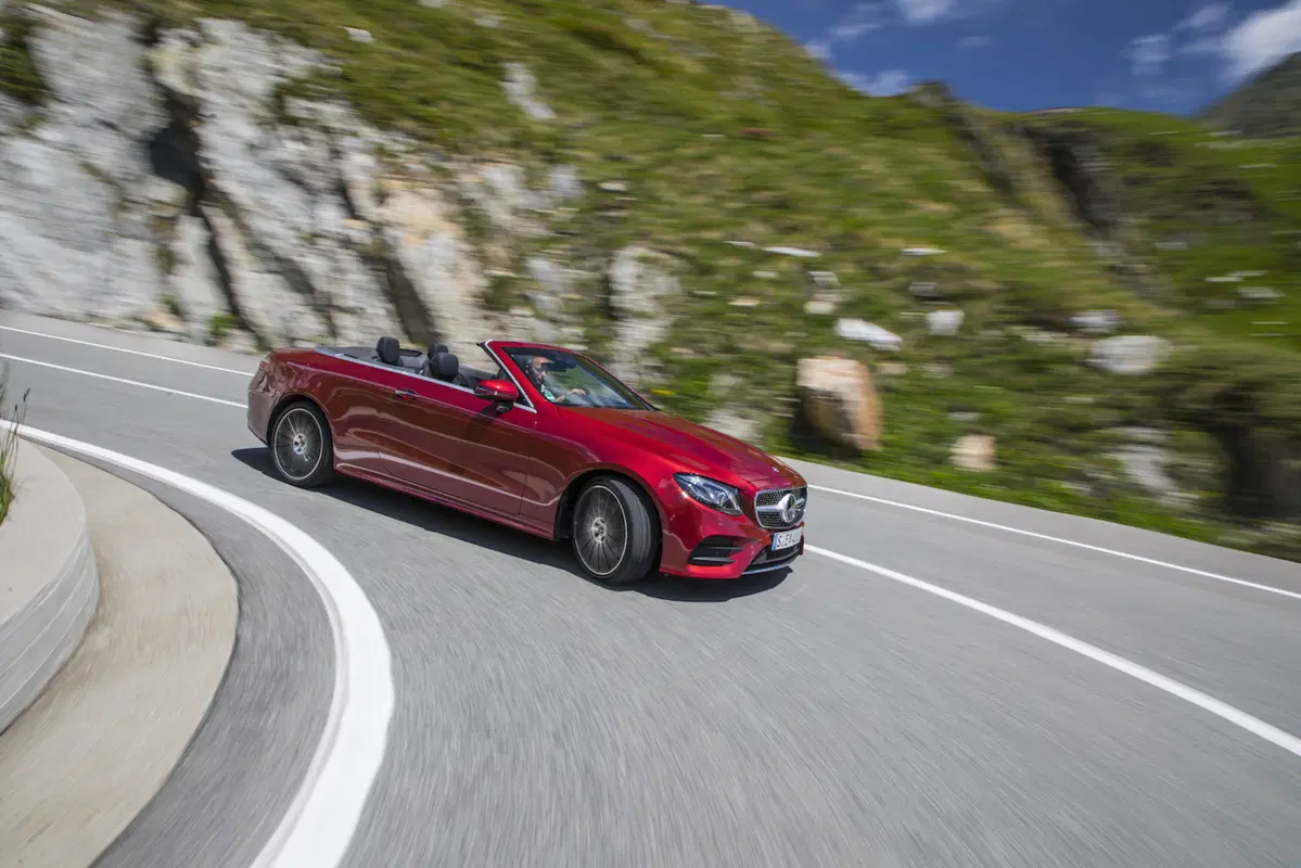 Mercedes Classe E Cabrio: per tetto il cielo (31)