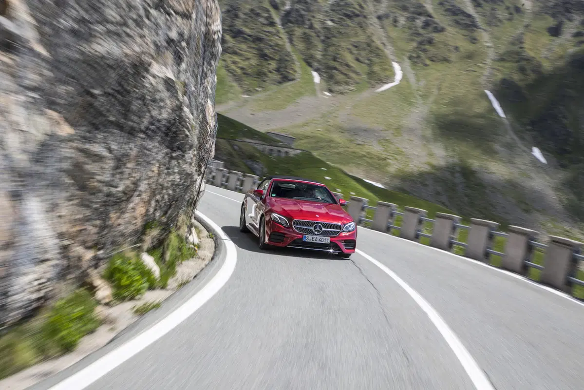 Mercedes Classe E Cabrio: per tetto il cielo (32)