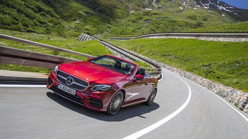 Mercedes Classe E Cabrio: per tetto il cielo