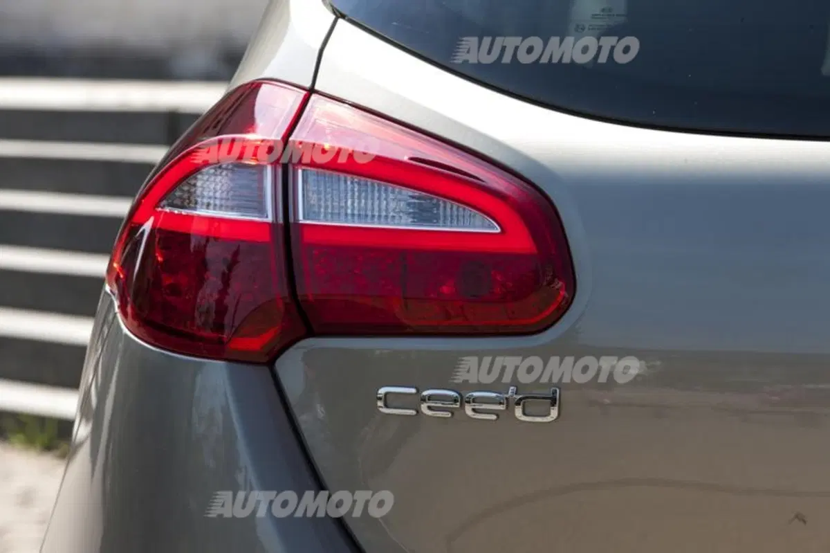Kia Cee'd restyling (28)