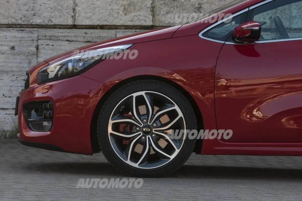Kia Cee'd restyling (43)