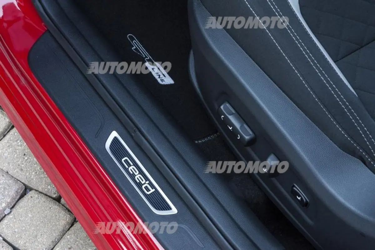 Kia Cee'd restyling (47)