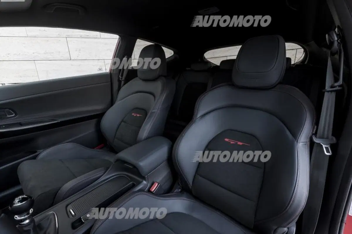 Kia Cee'd restyling (49)