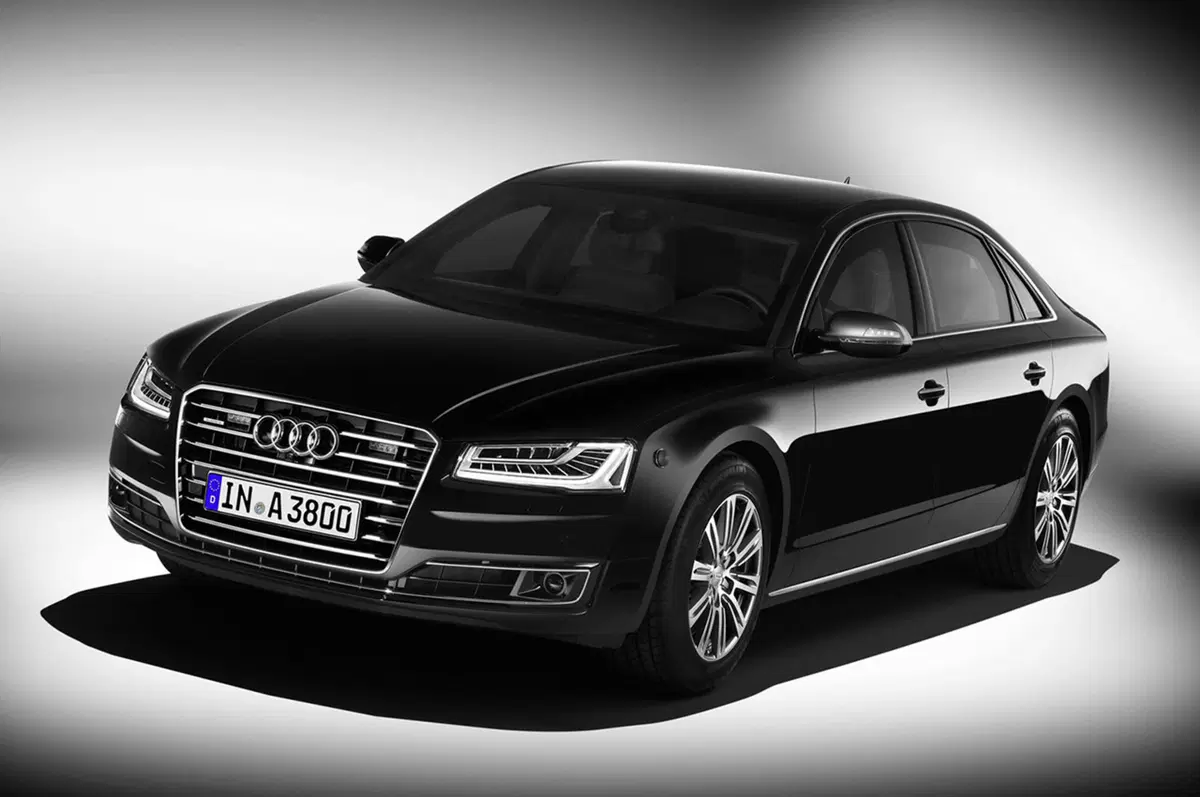 Audi A8 L Secuity: i quattro anelli più sicuri di sempre
